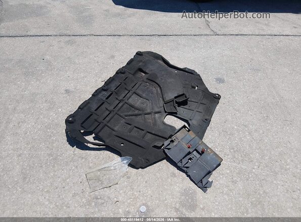 1FMCU0JD5HUB99002 2017 FORD ESCAPE Gray Սարքավորումների վահանակի տեսք