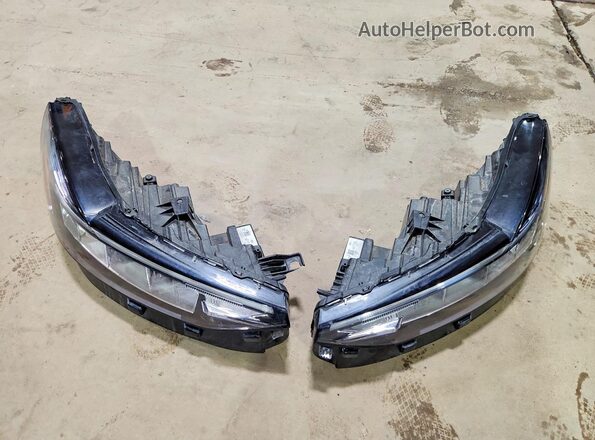 1FMCU0MN3SUB01872 2025 FORD ESCAPE Gray Vista de la etiqueta del VIN