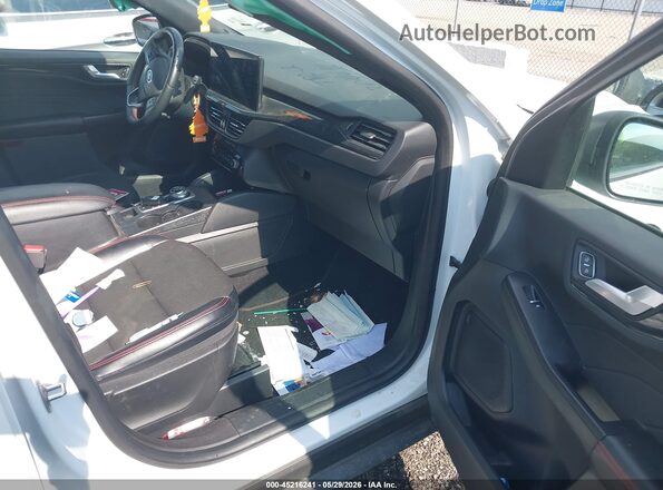 1FMCU0MN9PUB32289 2023 FORD ESCAPE White Vista interior delantera