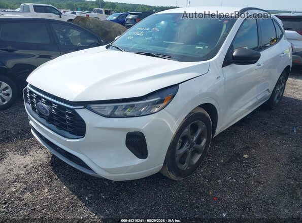 1FMCU0MN9PUB32289 2023 FORD ESCAPE White Vista tres cuartos delantera izquierda