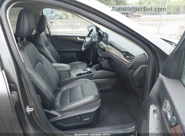 1FMCU9DZ8LUB12584 2020 FORD ESCAPE Серый Вид салона спереди