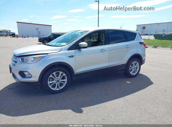 1FMCU9G91KUC08566 2019 FORD ESCAPE Silver Widok wnętrza 360 stopni