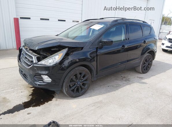 1FMCU9G92HUB06458 2017 FORD ESCAPE Black Vista tres cuartos delantera izquierda