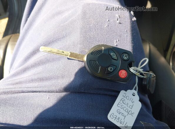 1FMCU9G94GUB78616 2016 FORD ESCAPE Gray Widok deski rozdzielczej