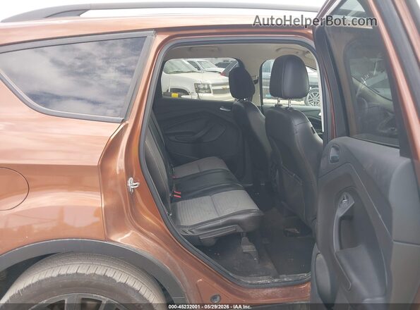 1FMCU9G95HUB43990 2017 FORD ESCAPE Brown VIN კოდის სტიკერის ხედი