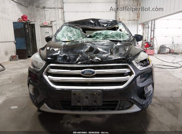 1FMCU9G96HUD43387 2017 FORD ESCAPE Черный Вид щитка приборов