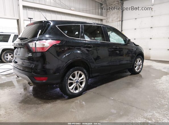 1FMCU9G96HUD43387 2017 FORD ESCAPE Черный Задняя правая четверть