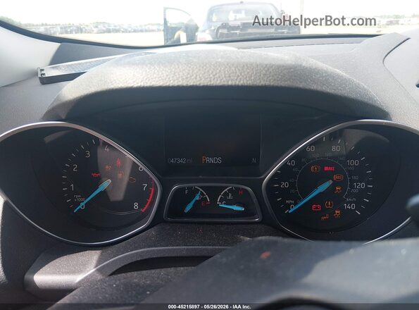 1FMCU9G9XHUD68230 2017 FORD ESCAPE Red უკანა სავარძლების ხედი