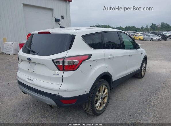 1FMCU9GD1HUA86336 2017 FORD ESCAPE White Widok z przodu