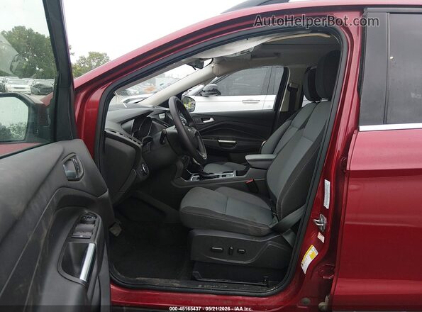 1FMCU9GD1JUB01536 2018 FORD ESCAPE Red Front interior view