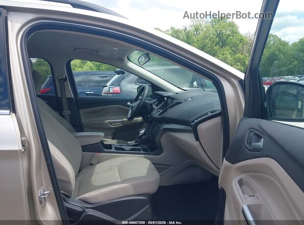 1FMCU9GD1JUD50564 2018 FORD ESCAPE Beige Front interior view