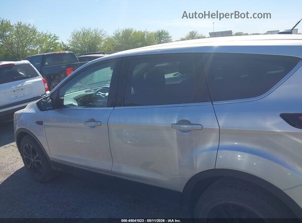 1FMCU9GD2HUC95729 2017 FORD ESCAPE Silver 