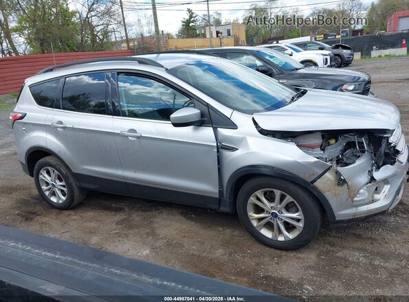 1FMCU9GD3JUC95535 2018 FORD ESCAPE Серебряный 