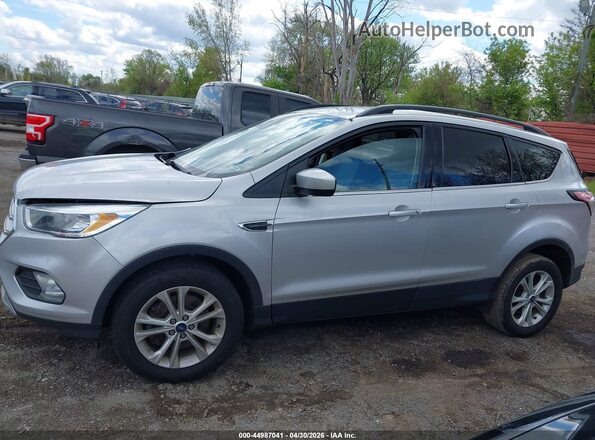 1FMCU9GD3JUC95535 2018 FORD ESCAPE Серебряный 