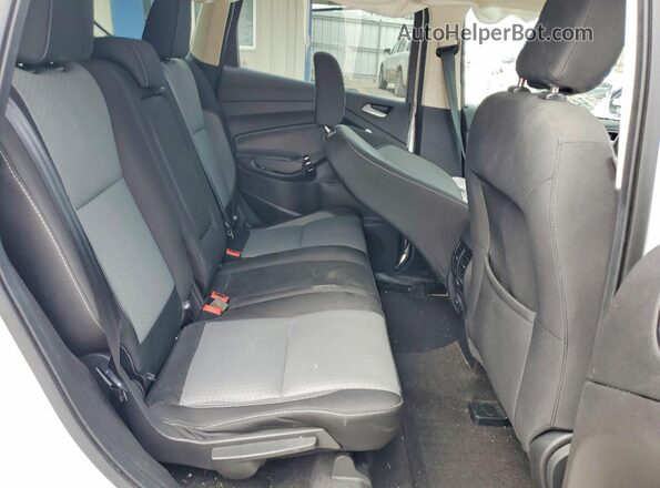 1FMCU9GD3KUA69450 2019 FORD ESCAPE White Vista de los asientos traseros