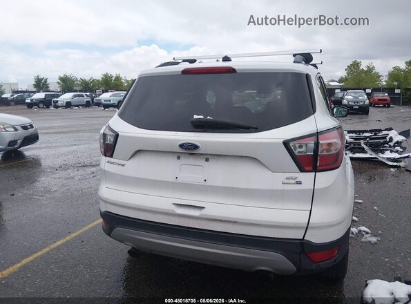 1FMCU9GD4JUA74171 2018 FORD ESCAPE Белый 