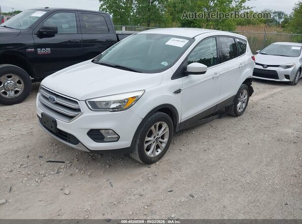 1FMCU9GD5HUB45596 2017 FORD ESCAPE White წინა მარცხენა ხედი სამი მეოთხედიდან