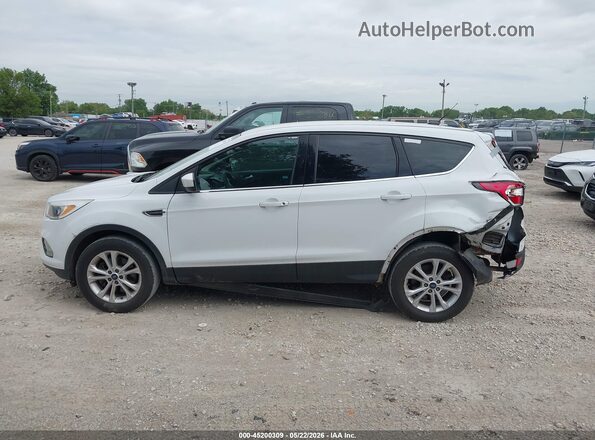 1FMCU9GD5HUB45596 2017 FORD ESCAPE White სალონის 360-გრადუსიანი ხედი