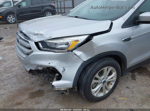 1FMCU9GD5JUC37393 2018 FORD ESCAPE Gray Widok z przodu