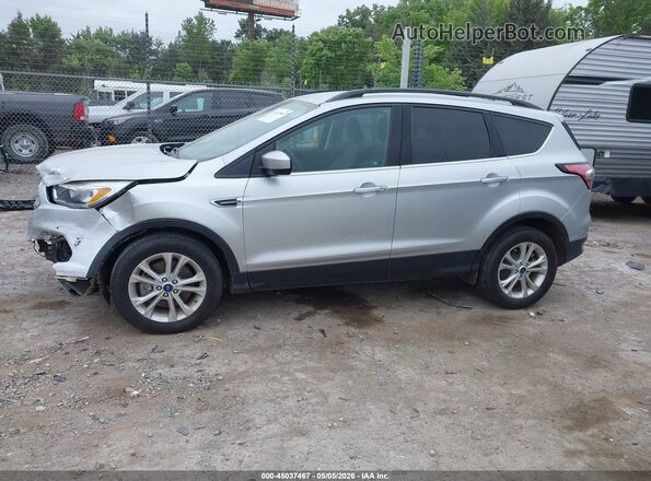 1FMCU9GD5JUC37393 2018 FORD ESCAPE Gray Widok wnętrza 360 stopni
