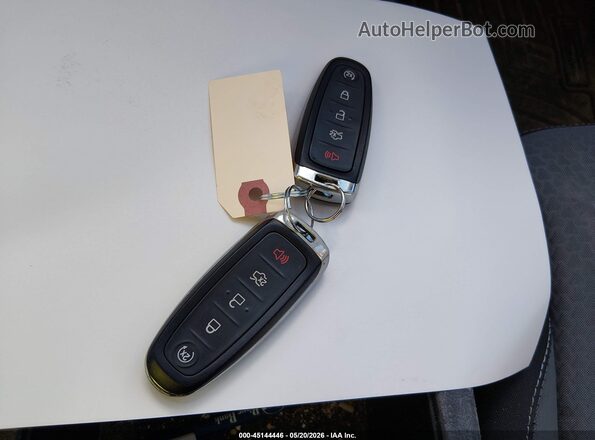 1FMCU9GD5KUC51084 2019 FORD ESCAPE White წინა პანელის ხედი