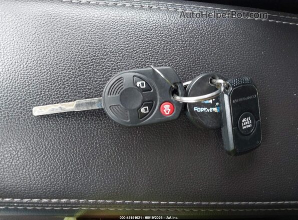 1FMCU9GD6HUB23834 2017 FORD ESCAPE White Vista del salpicadero