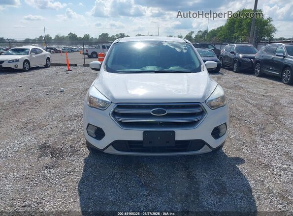 1FMCU9GD6HUC01027 2017 FORD ESCAPE White ხელსაწყოთა პანელის ხედი