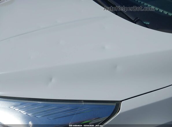 1FMCU9GD6JUB17456 2018 FORD ESCAPE White Դիմացի տեսք