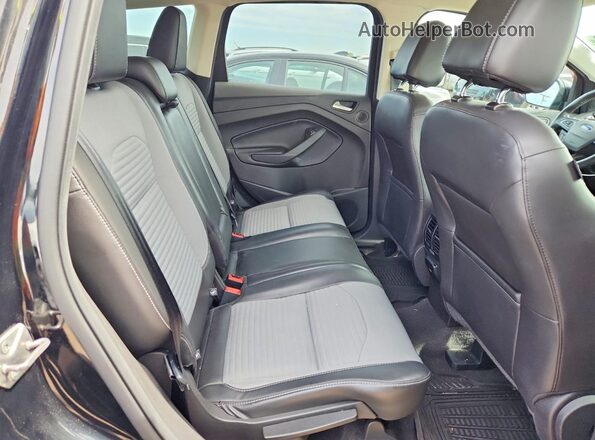 1FMCU9GD8HUA21113 2017 FORD ESCAPE Black 
