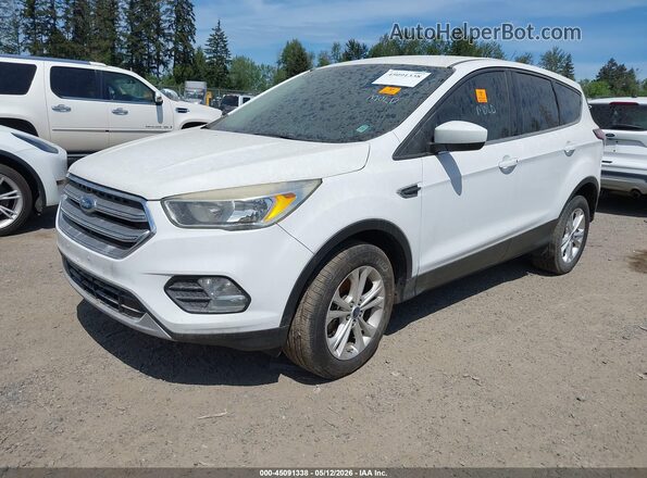1FMCU9GD8HUE49196 2017 FORD ESCAPE Белый Передняя левая четверть