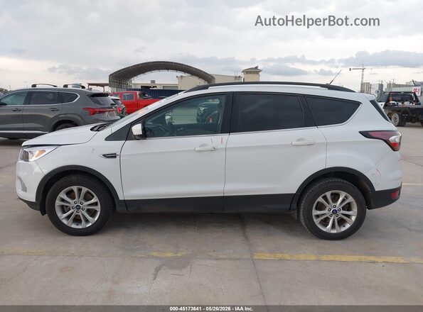 1FMCU9GD8JUC12746 2018 FORD ESCAPE Белый Панорамный вид салона 360°