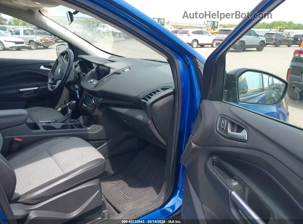 1FMCU9GD9JUD56399 2018 FORD ESCAPE Blue Вид салону спереду