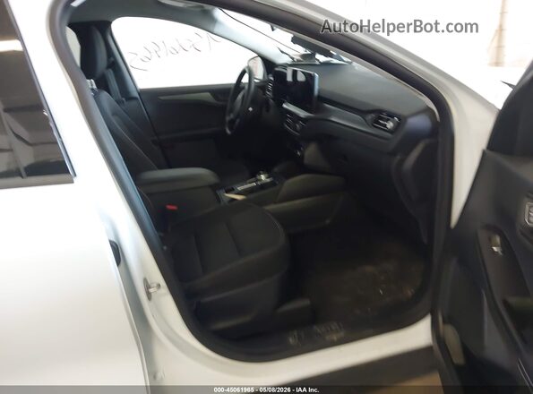 1FMCU9GN9RUB26513 2024 FORD ESCAPE White Front interior view