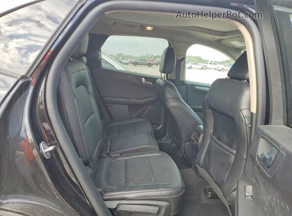 1FMCU9H90LUB63037 2020 FORD ESCAPE Черный Вид задней части салона