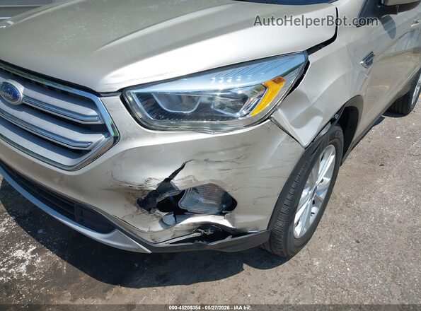 1FMCU9HD2JUB31062 2018 FORD ESCAPE Gold 