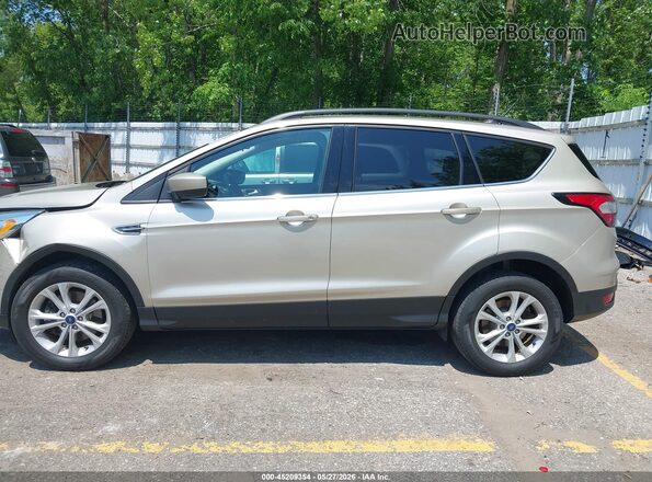 1FMCU9HD2JUB31062 2018 FORD ESCAPE Gold 