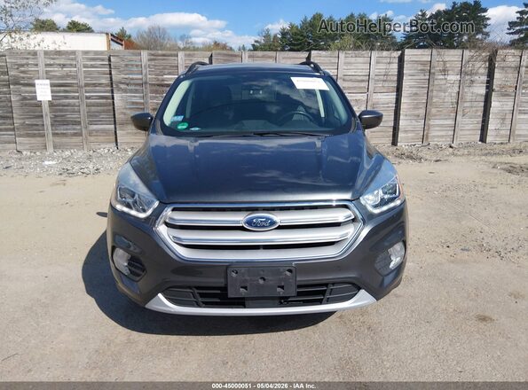 1FMCU9HD4JUB60823 2018 FORD ESCAPE Gray წინა ხედი