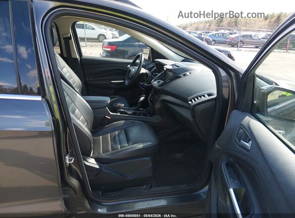 1FMCU9HD4JUB60823 2018 FORD ESCAPE Gray წინა სალონის ხედი