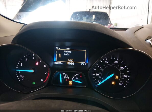 1FMCU9HD9JUC76907 2018 FORD ESCAPE Черный Вид задних сидений