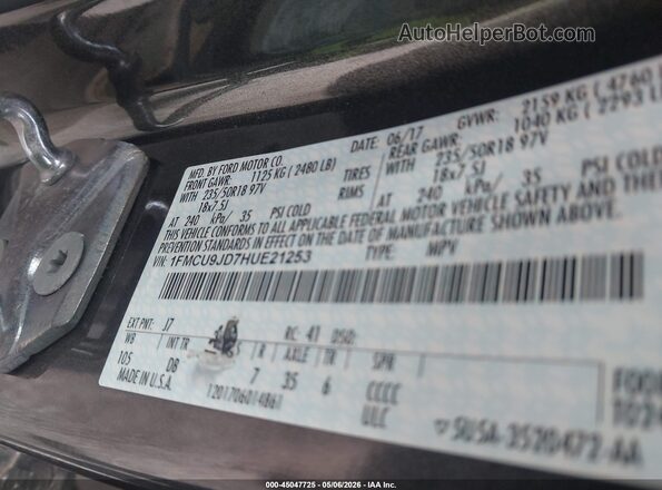 1FMCU9JD7HUE21253 2017 FORD ESCAPE Gray Widok komory silnika