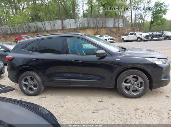 1FMCU9MN9PUB32944 2023 FORD ESCAPE Black Vista interior trasera