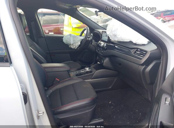 1FMCU9MNXTUA29221 2026 FORD ESCAPE Gray Front interior view