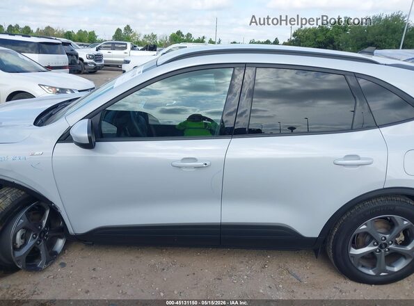 1FMCU9NA8SUB19977 2025 FORD ESCAPE White Widok wnętrza 360 stopni