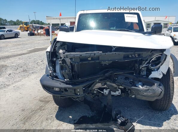 1FMDE5AP8PLC18686 2023 FORD BRONCO White Widok z przodu
