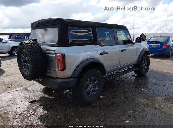 1FMDE5BH2MLB07036 2021 FORD BRONCO Silver Задня права чверть
