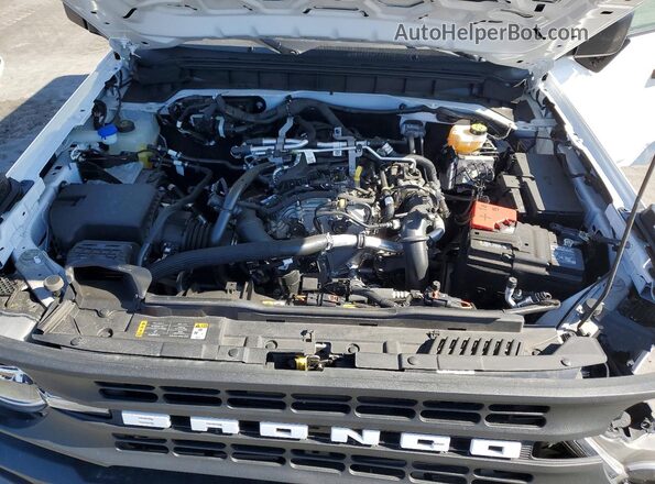 1FMDE7BH3SLA60916 2025 FORD BRONCO White Vista del compartimento del motor