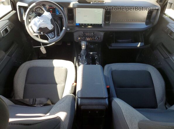 1FMDE7BH3SLA60916 2025 FORD BRONCO White Vista del salpicadero
