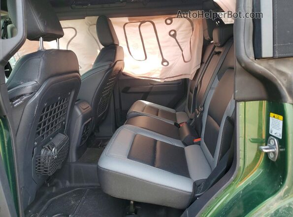 1FMDE7BH6RLA24082 2024 FORD BRONCO Green Widok wnętrza z tyłu