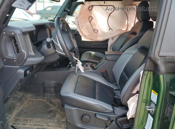 1FMDE7BH6RLA24082 2024 FORD BRONCO Green Widok wnętrza z przodu