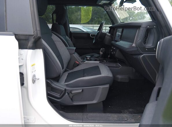 1FMDE7BH7SLB26125 2025 FORD BRONCO White Front interior view